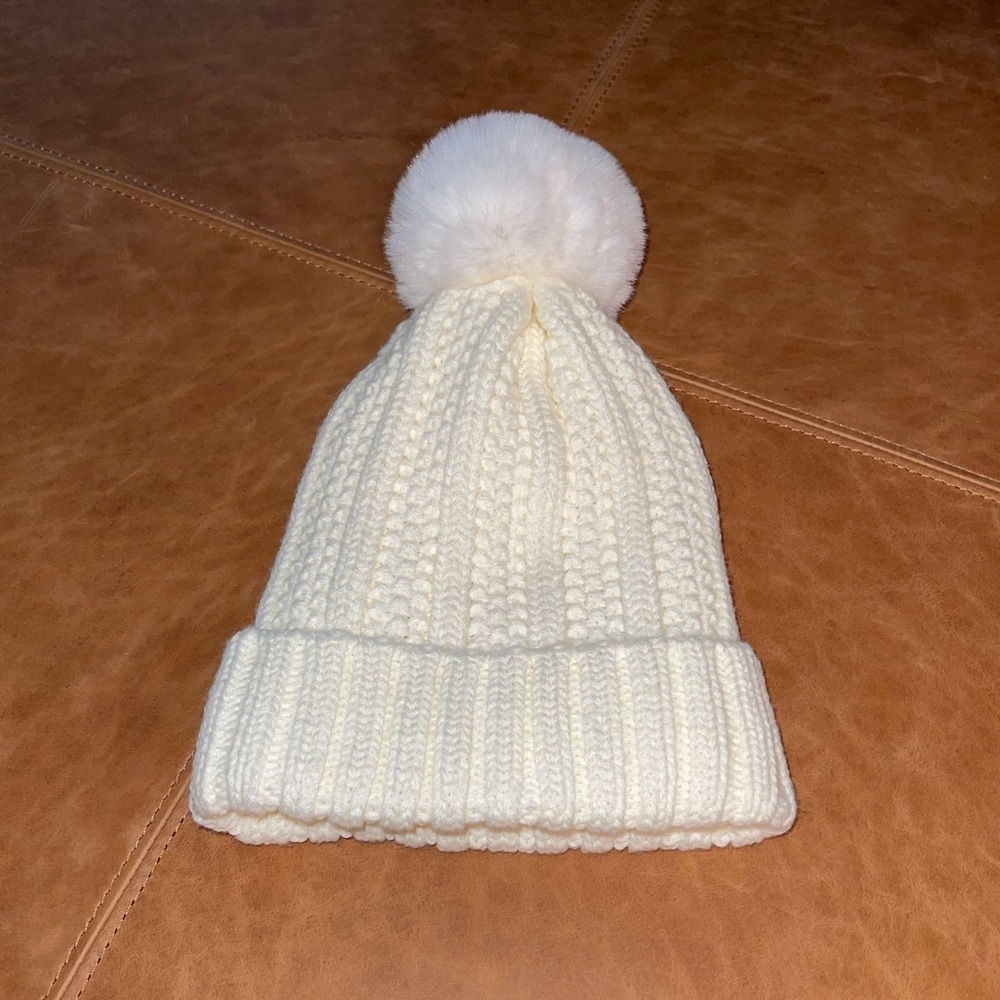Fuzzy Pom Pom Winter Hat